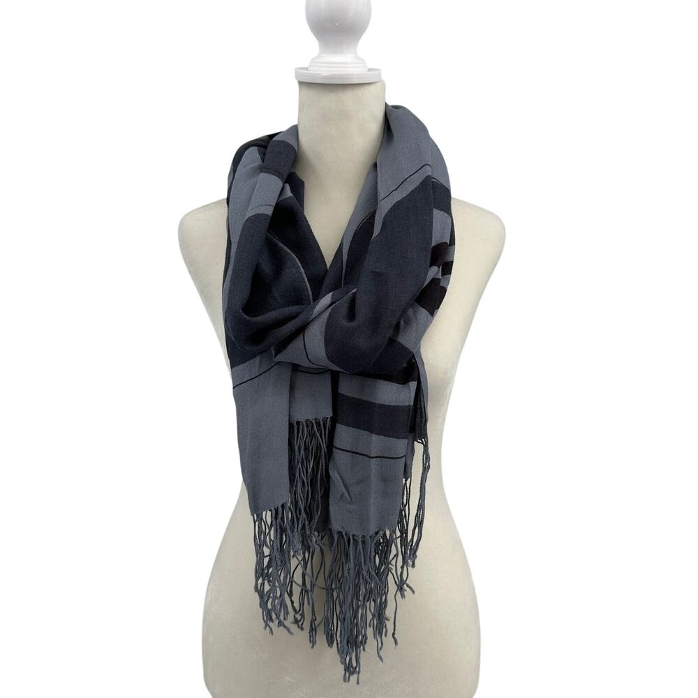 Corrine Hunt Scarf Gray Black Abstract Fringe Wrap Shawl Wool Blend Minimalist - Picture 2 of 10